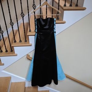 Jessica McClintock Floor Length Gown